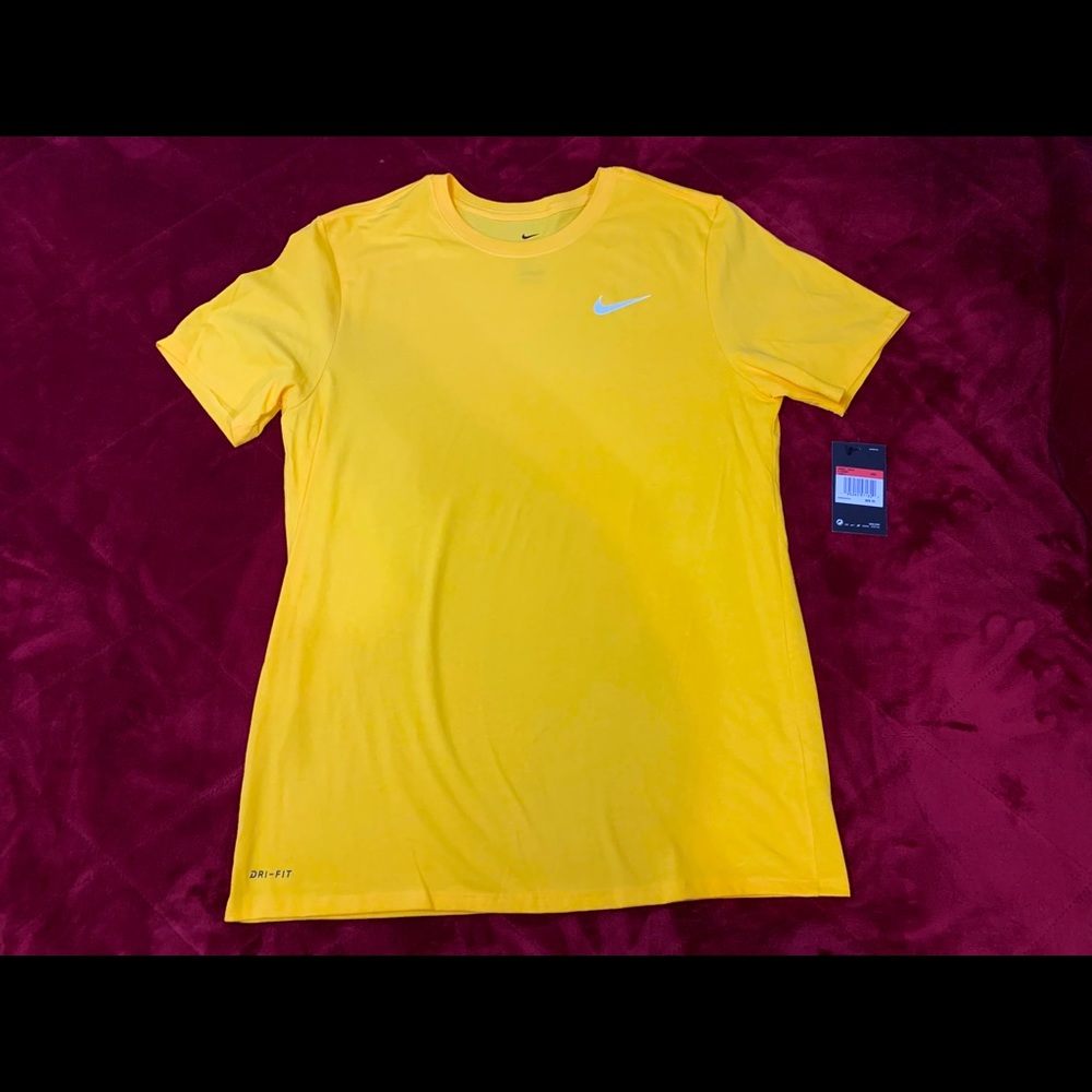 Dri-fit Nike Tee